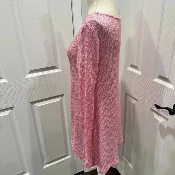 NWT Chelsea and Theodore Poly rayon textured sweater top high low pink & white - Picture 2 of 8